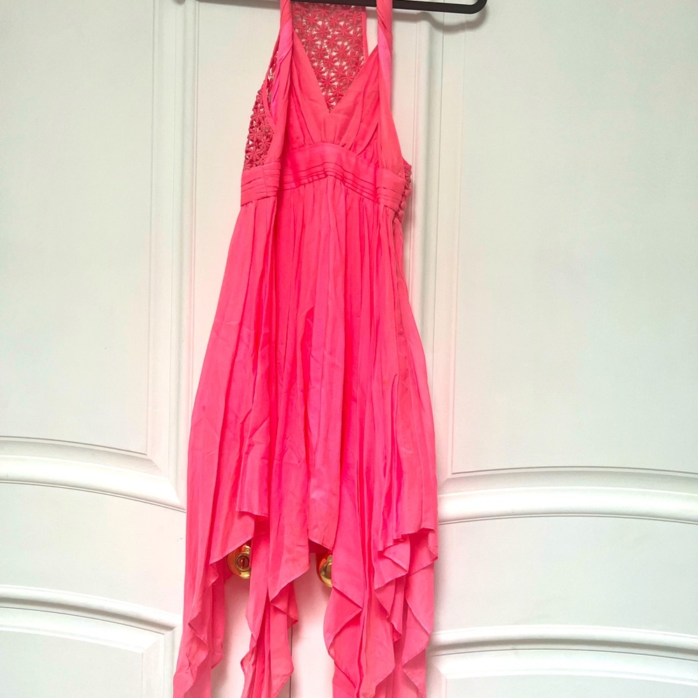 💋 GUESS “Marilyn Monroe” Halter Dress – Bright Fuchsia – XS💋